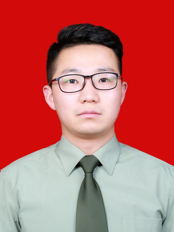 業務總監 鄭明明